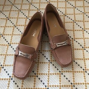 Geox Respira Beige / Muted Pink Loafers Flats